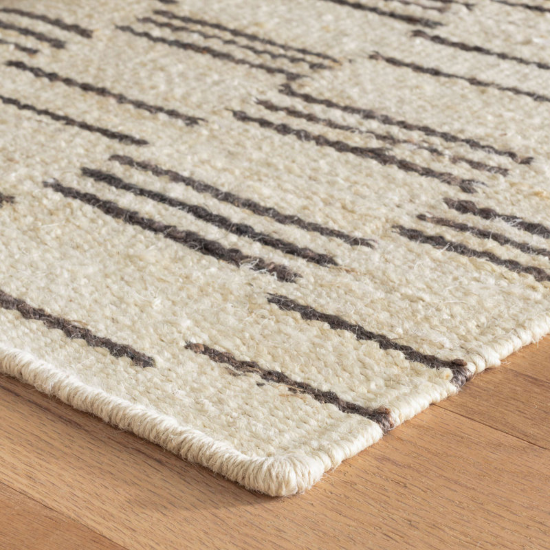 Leni Oatmeal Handwoven Jute Rug, Rectangle 8' x 10'