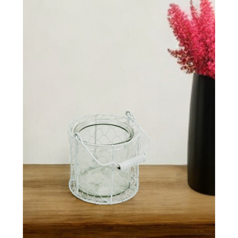 HomeRoots 5.25'' H Metal Tabletop Lantern