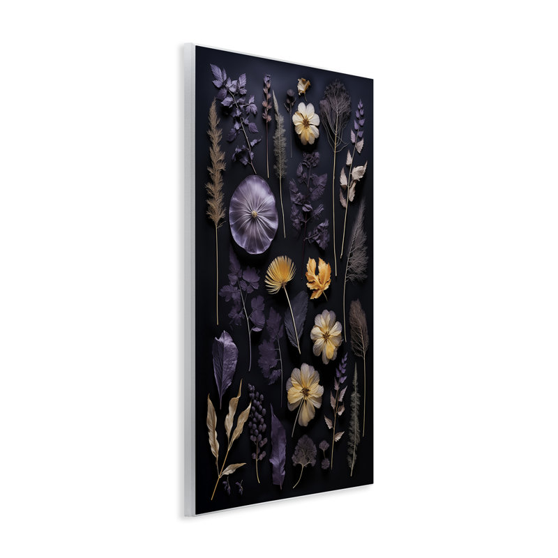 Plaque murale noire, spéculations de fleurs, design par Heidi Kuntz, H 15 po x l 10 po