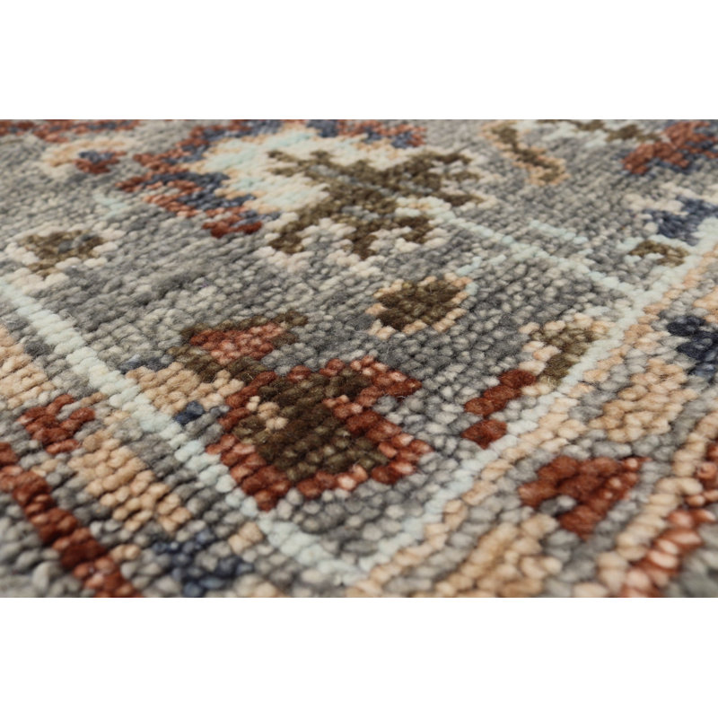 Oriental Area Rug in Gray