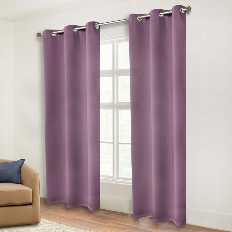 Paire de rideaux obscurcissant avec œillets Millendon, Glycine, L 52 po x L 72 po