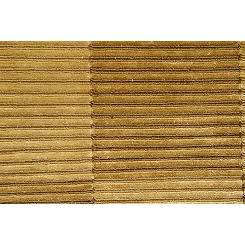 Himalayan Wool Checkered Area Rug in Brown