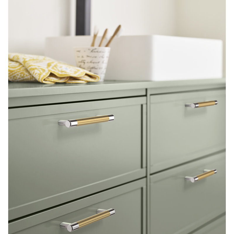 Poignée d'armoire Esquire 6 5/16 po (160 mm) en nickel poli / champagne de centre à centre, 6 5/16 po D'un centre à l'autre