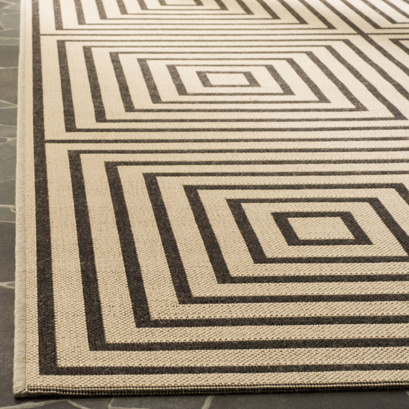 Kelli 100 Performance Geometric Indoor/Outdoor Area Rug, Rectangle 4' x 6'