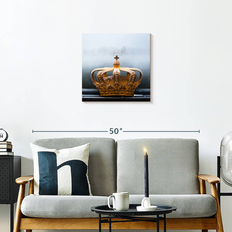 Ancienne couronne royale Kerner, H 20 po x l 20 po