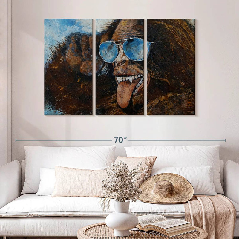 Brampt Cool Bigfoot, 32" H x 50" W
