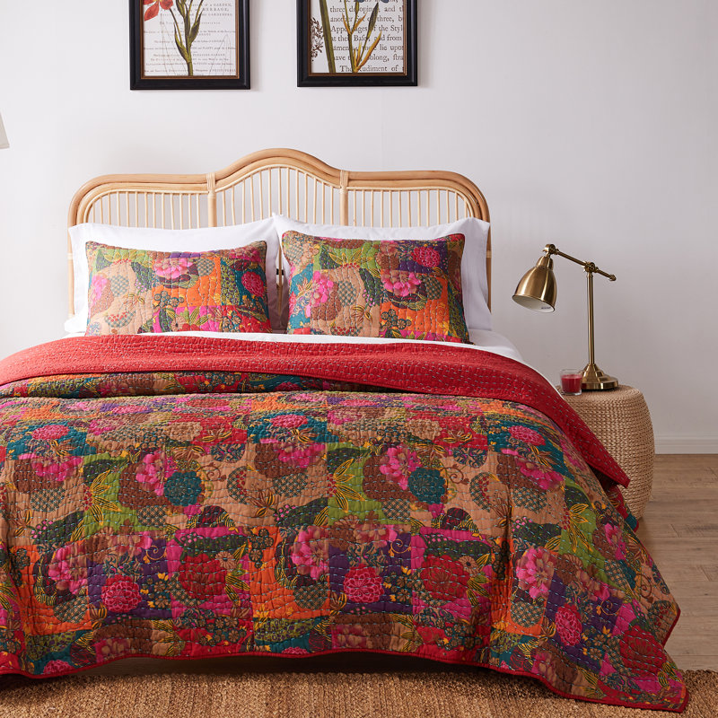 Greenland Home Fashions Jewel Red 3-Piece Queen Size Quilt Set 90x90 + 20x26 (2), Full/Queen Quilt + 2 Shams, Red