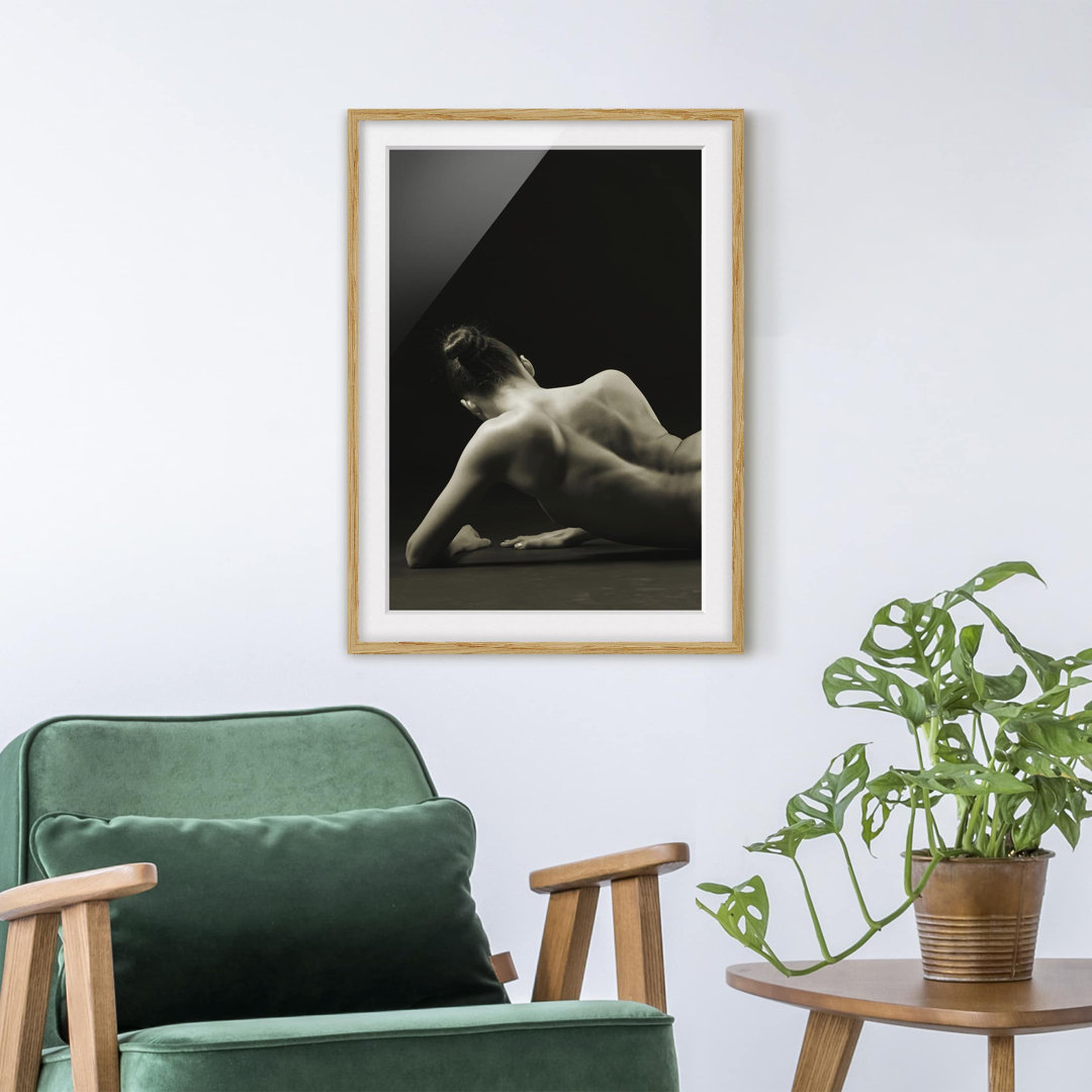 Gerahmter Fotodruck Nude Woman Lying Down