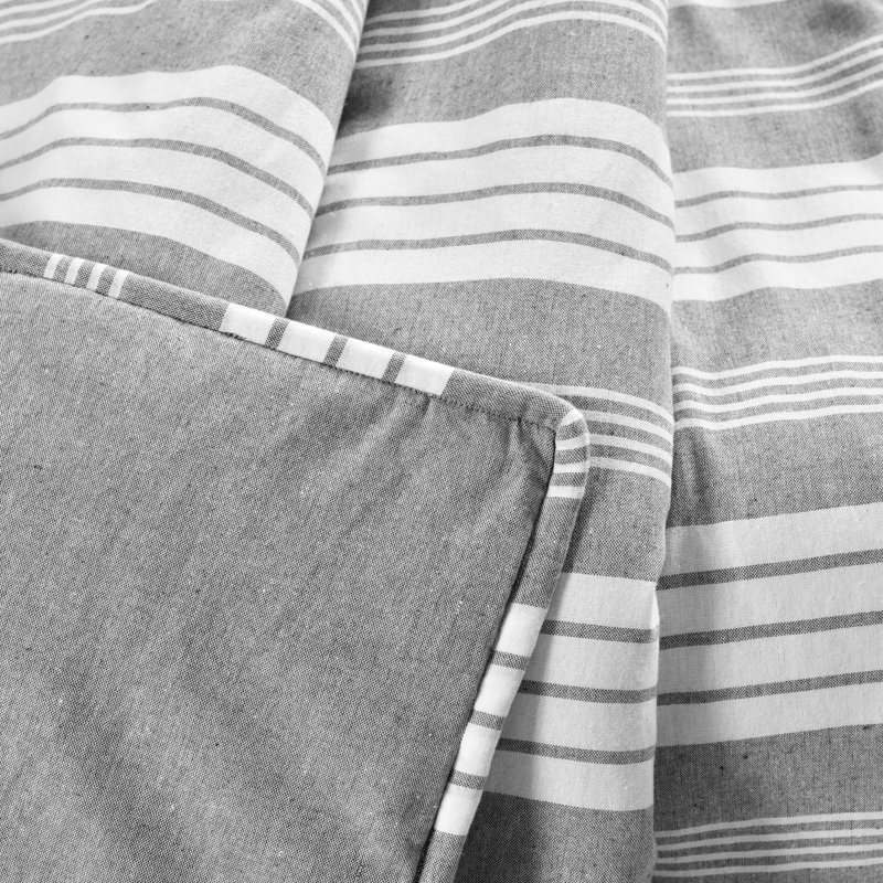 Yarn-Dyed Throw