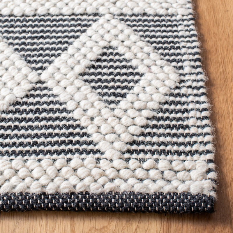Ivory and Black Hand-Tufted Wool Geometric Area Rug 5' x 8'