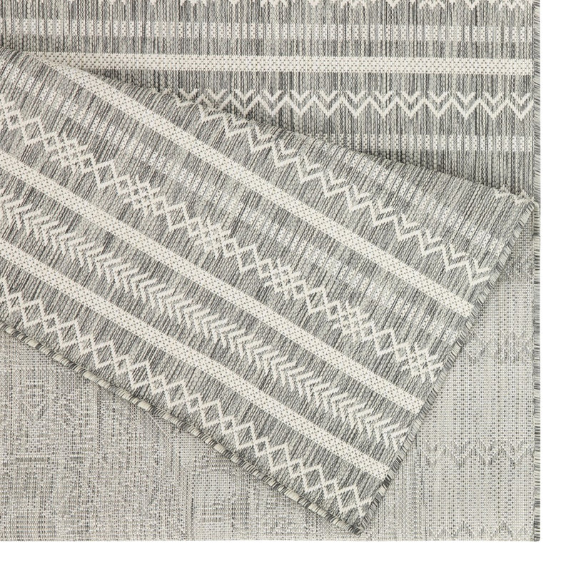 Tapis intérieur / extérieur argenté Sunshine Gchar2018 - Polypropylène, teinté et argenté préféré, Rectangle 5'4" x 7'1"