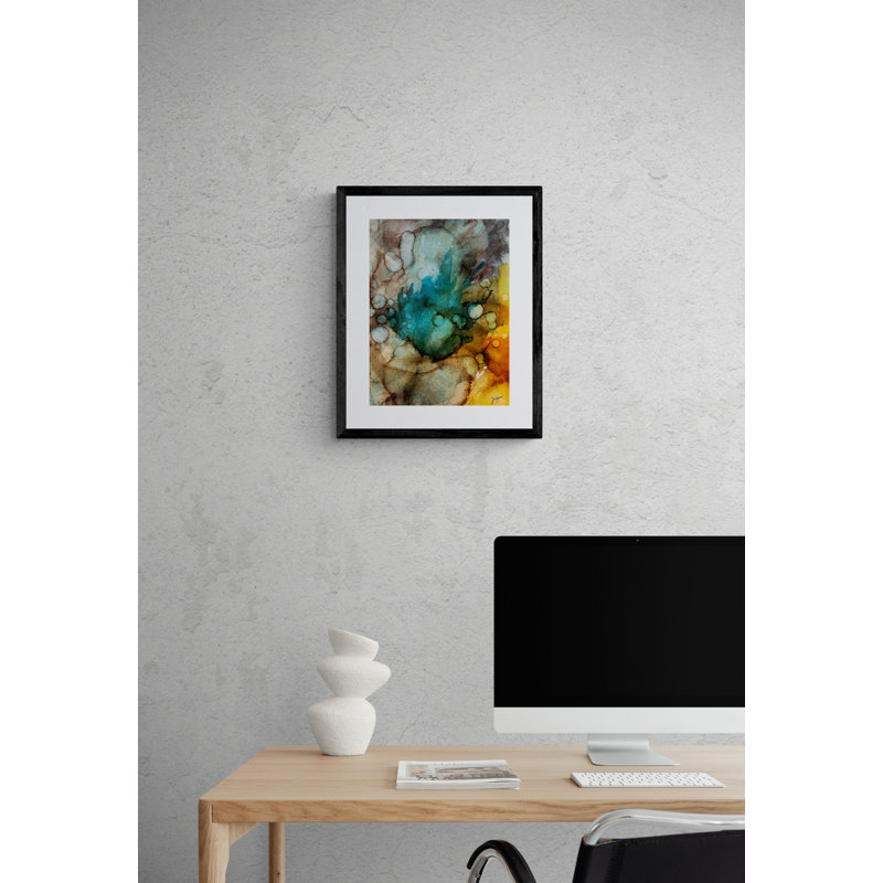 Encre dorée par Trish Sierer, H 21,2 po x l 17,2 po, Papier avec cadre noir