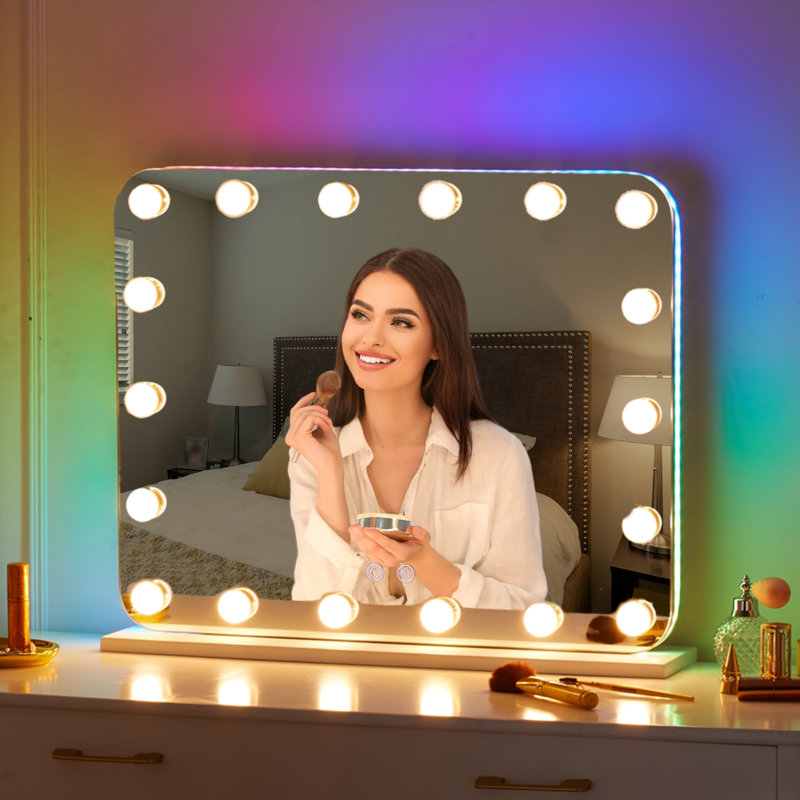 Miroir de maquillage avec lumière