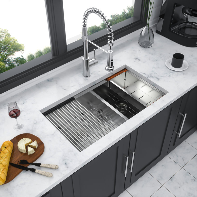 Évier de cuisine encastré 30 po x 19 po à double cuve 60/40 en acier inoxydable T304 de calibre 16 avec deux cuves profondes de 10 po, tablier avant en forme de X, guide d'eau en forme de X, coin arrondi R10, revêtement, patin en caoutchouc de 3 m
