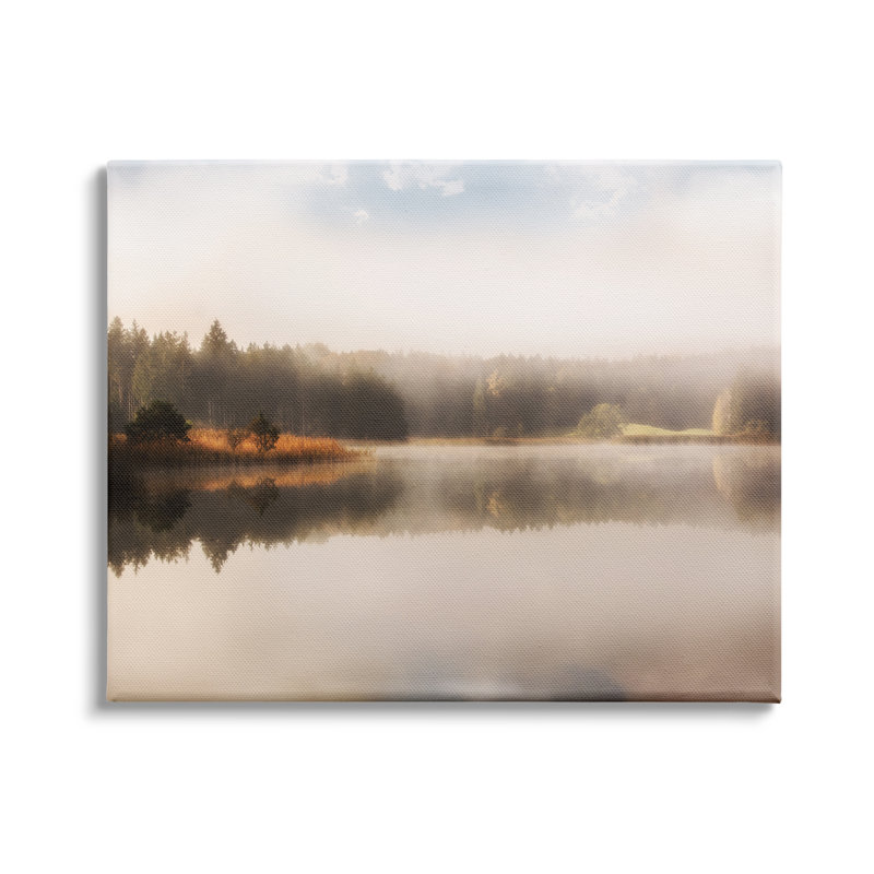 «Autumn Lake Misty Landscape Distant Pine Tree Forest» par Irene Weisz - photographie, Toile tendue, H 30 po x l 40 po