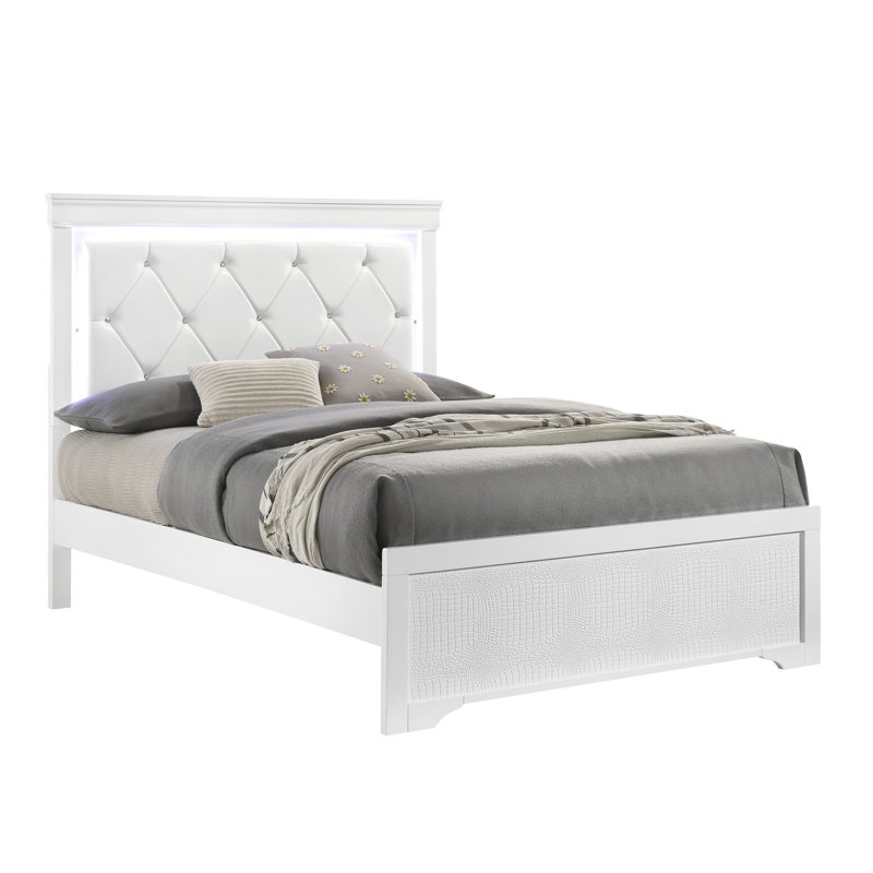 Grand lit avec tête de lit à DEL, bois et rembourrage, conception rembourrée blanche pour la chambre à coucher