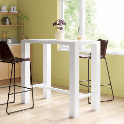Carson Dining Table