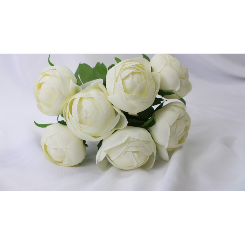 Bouquet de renoncule blanc, Crème