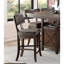 2 chaises de hauteur comptoir rustique en cerisier foncé, structure en bois, siège rembourré en tissu et garniture cloutée pour chaise de salle à manger à la maison, bois fini, avec cuisine