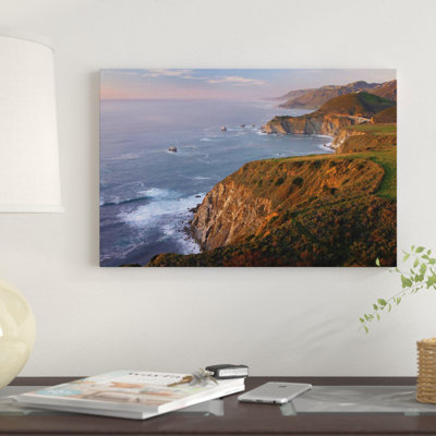 «Bixby Bridge, Big Sur, California I» par Tim Fitzharris - reproduction d'art sur toile tendue