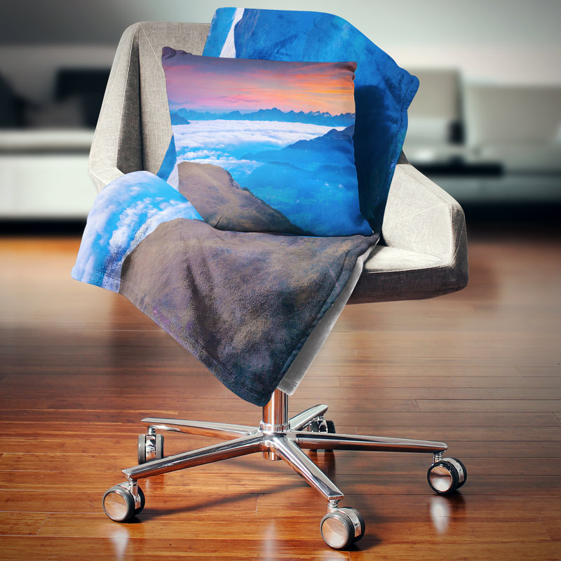 Throw Pillow, 18" x 18"