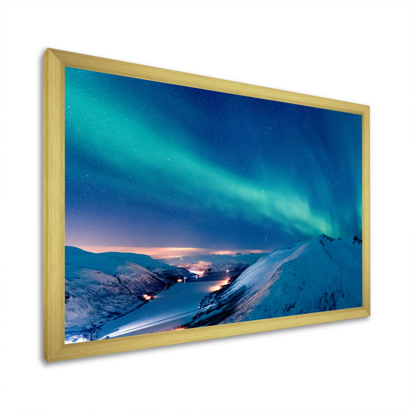 Aurores boréales en Alaska I, H 30 po x l 40 po x P 1,5 po, Encadrement doré