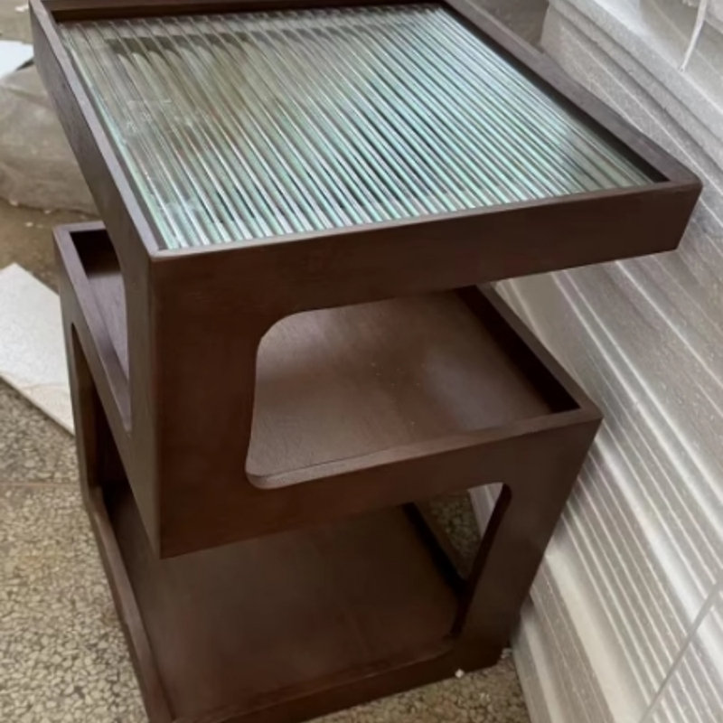 Table de chevet géométrique à 3 niveaux avec bande lumineuse en capteur, bois d'hévéa massif