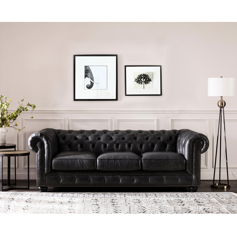 3 cuir gris avec garniture cloutée charmante - structure stable et pieds en bois massif