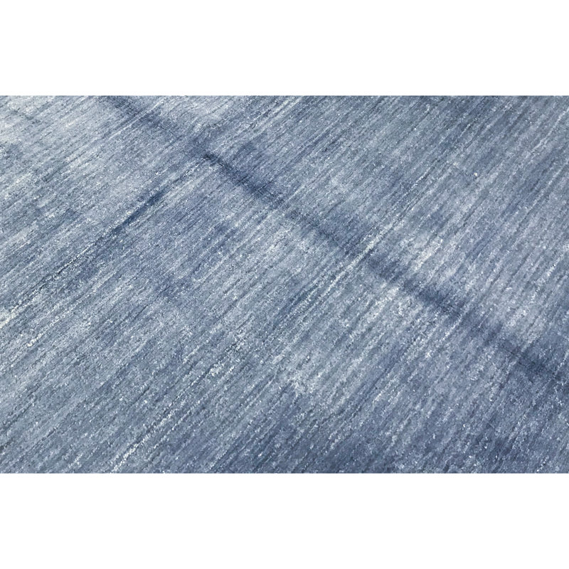 Area Rug in Blue, Rectangle 4' x 6'