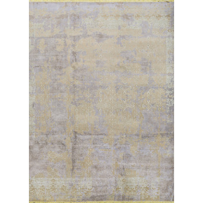 Kendale Abstract Area Rug in Gray/Beige