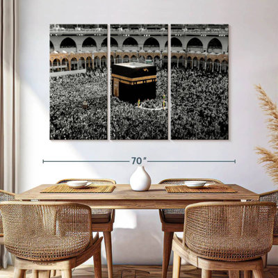 Adella Pop Haram Mosque