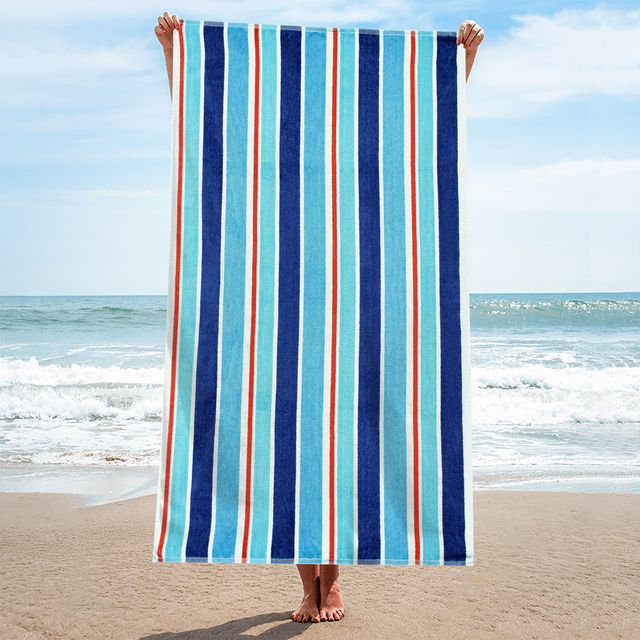 Serviette de plage surdimensionnée 100% coton Makenna, Bleu / rouge