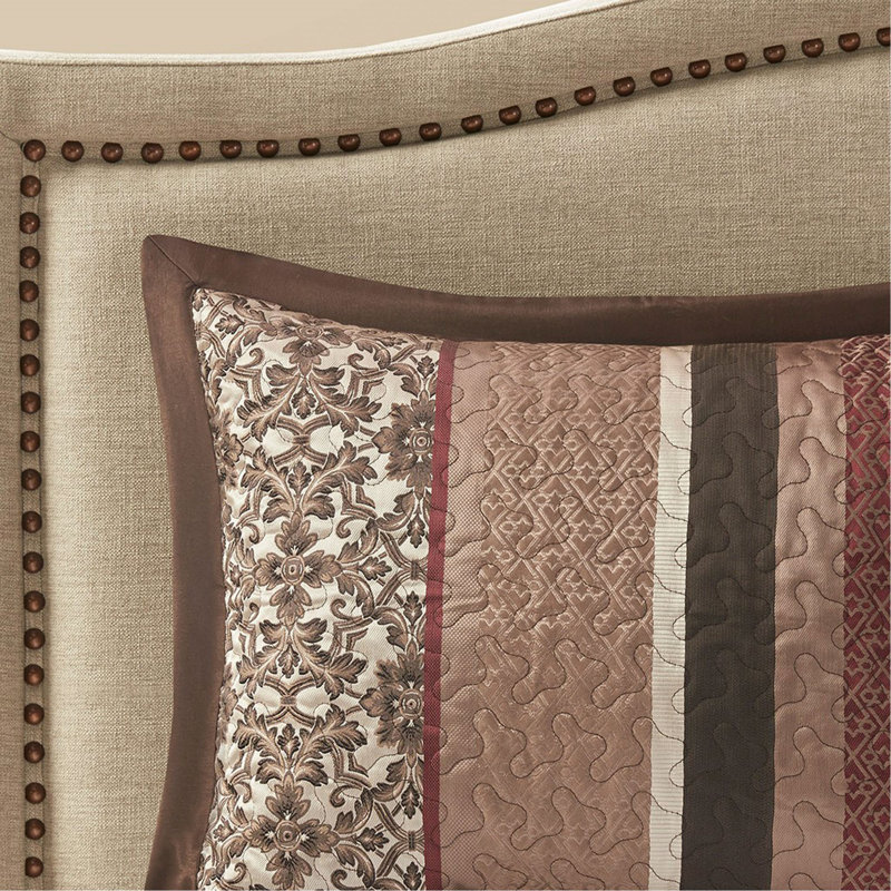 5 Piece Reversible Jacquard Bedspread Set Red