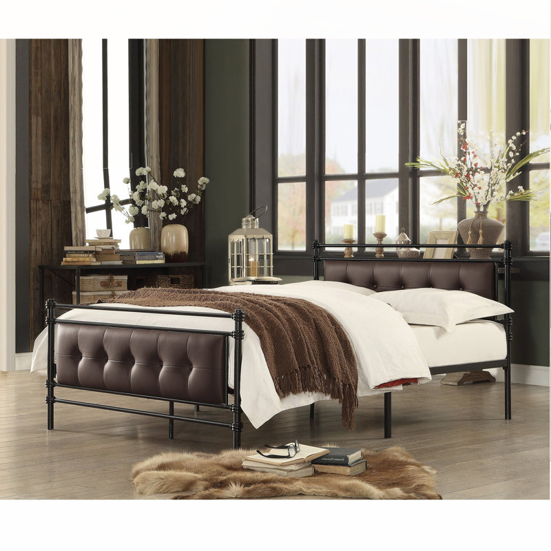 Lit plateforme double avec tête et pied de lit en similicuir capitonné, structure en métal noir pour les chambres modernes