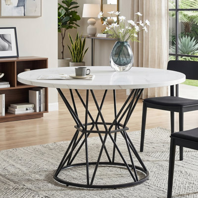 Table de salle à manger ronde de 47 po, plateau en faux marbre, table de cuisine moderne à piédestal pour 4 personnes, base piédestal géométrique noire pour petits espaces, table seulement