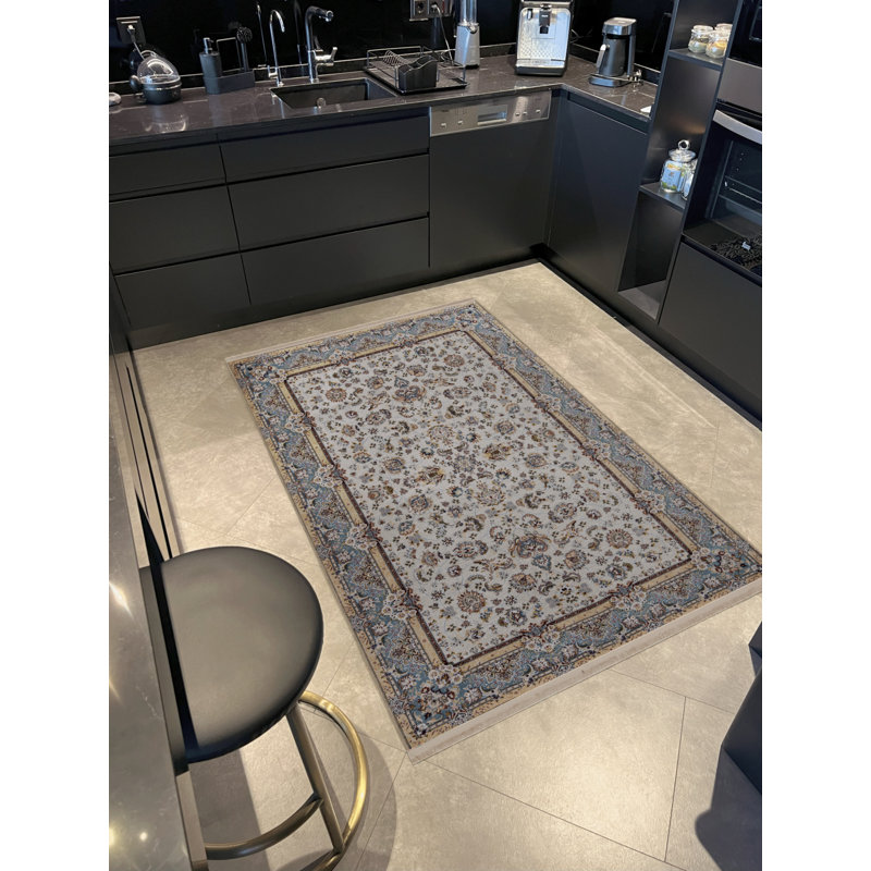 Xylina Moroccan Indoor / Outdoor Rug, Rectangle 5' x 8'3"