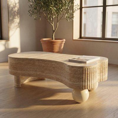 Table basse irrégulière