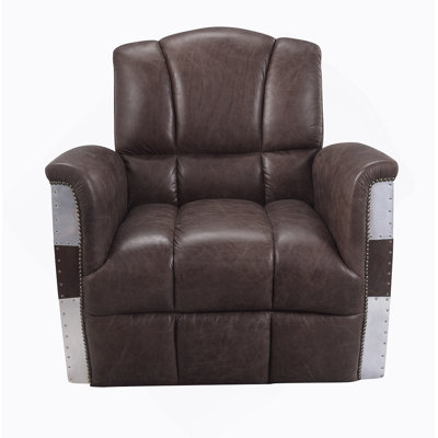 Chaise longue rétro en cuir fleur avec détails en aluminium et dossier capitonné pour un confort moderne.