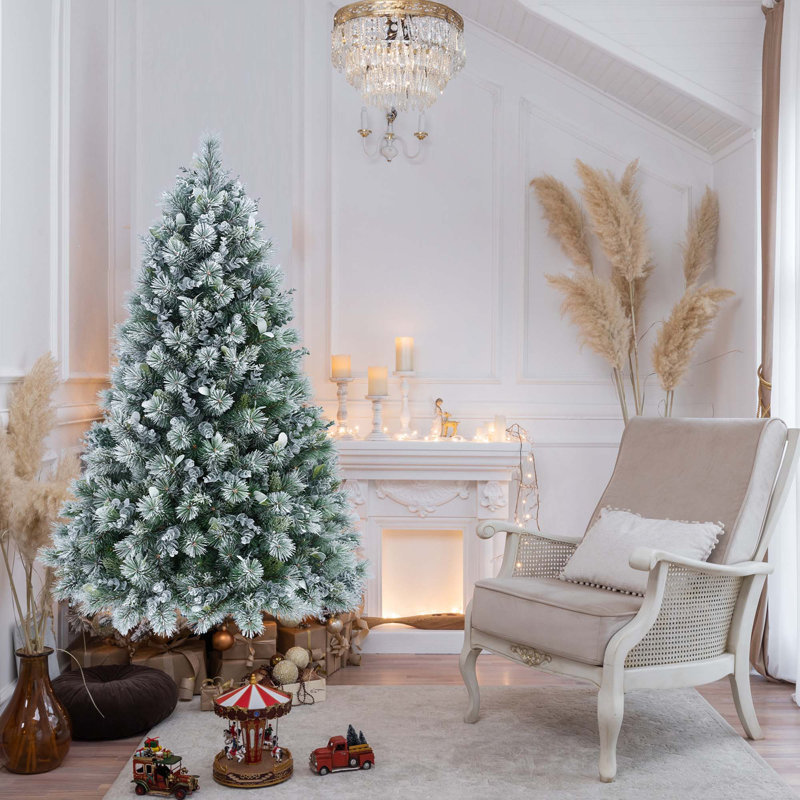 Arbre de Noël 4 pi à charnières avec aiguilles en pin