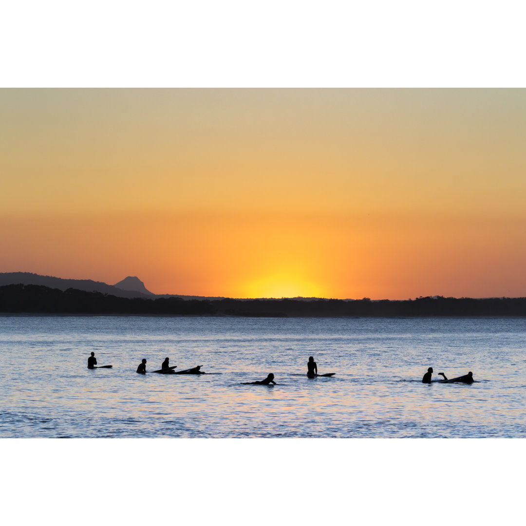 Welle bei Sonnenuntergang von Andrew Peacock - Kunstdrucke auf Leinwand