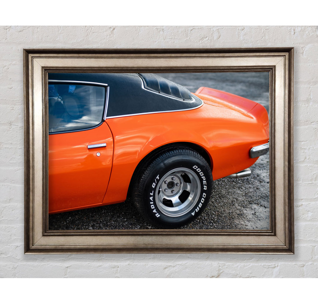 Orange End of Classic Car - Einzelner Bilderrahmen Kunstdrucke