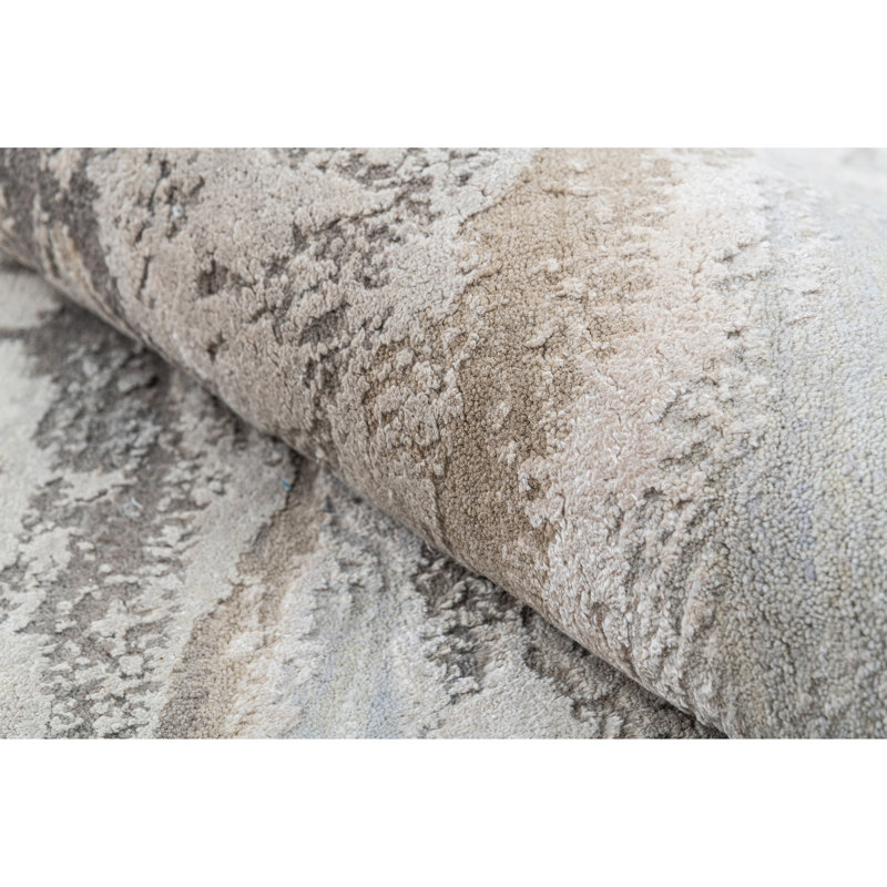 Handmade Silk and Wool Area Rug, Beige/Gray, Round 8'