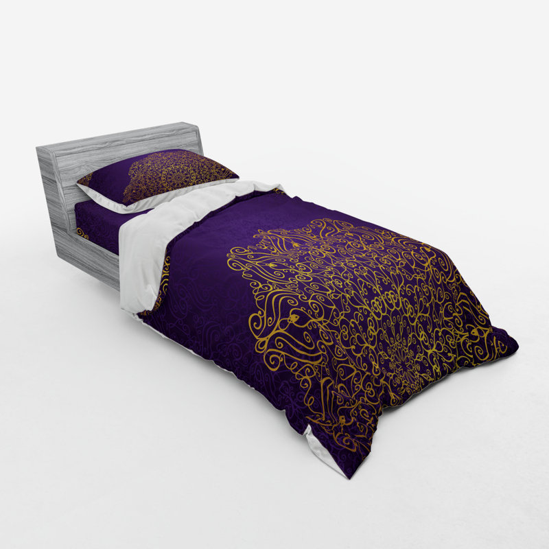 Eclectic Polyester Damask Duvet Cover, Twin Duvet Cover + 2 Additional Pieces