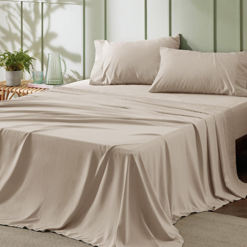 Bedsure Polyester Microfiber Sheet Set Hotel Luxury Sheets, Easy Care Cooling Bed Sheet Set 84GSM(80" x 95")GentleSoft™️