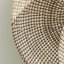 Décoration murale assiette en forme de panier en spirale brun fait à la main
