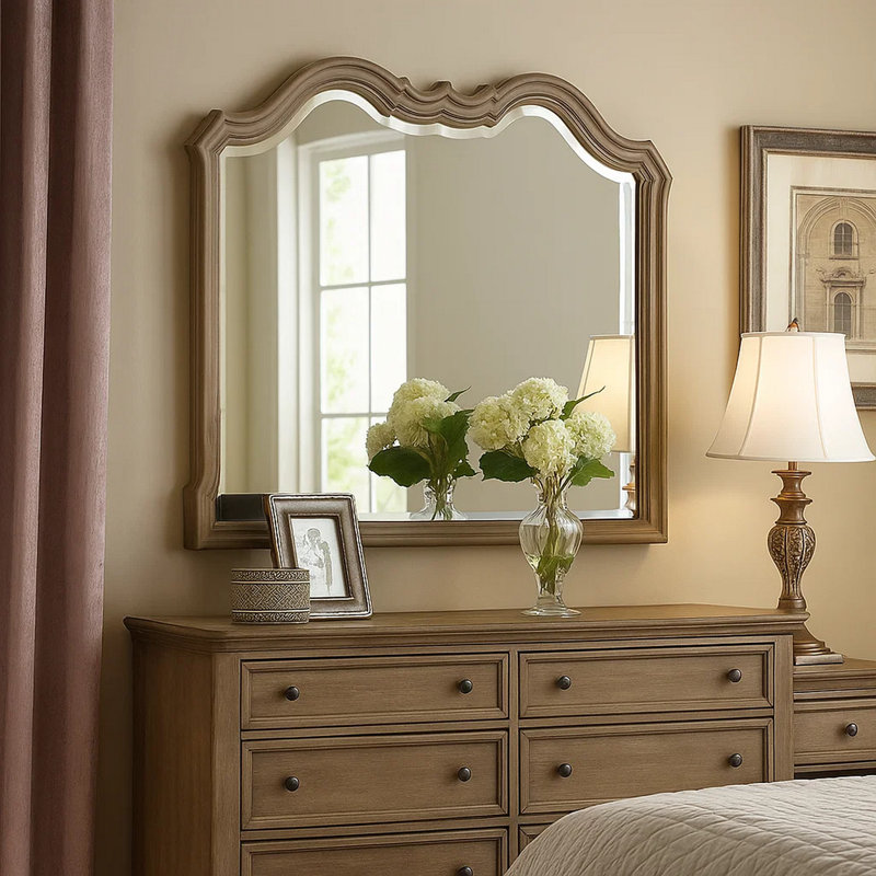 Miroir de commode bisque ornée traditionnelle masam