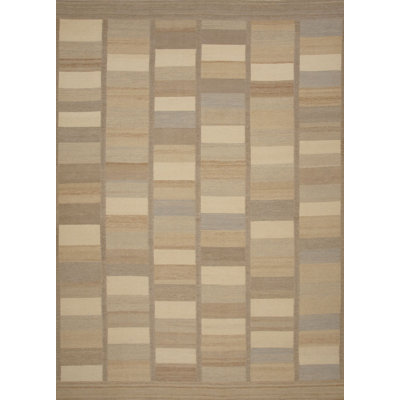 Geometric Area Rug in Beige
