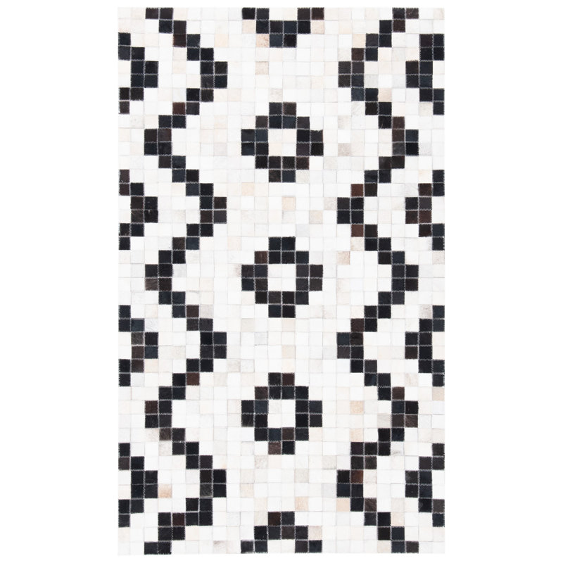 Sebeka Hand Woven Leather/Felted Cloth Chevron Rug in Ivory/Black, Rectangle 8' x 10'