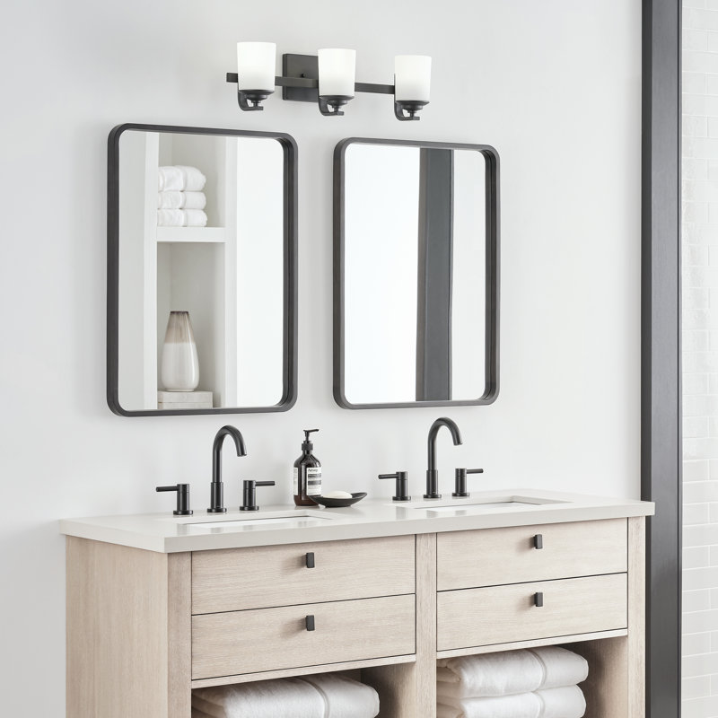 Applique murale / salle de bain à trois lumières Kemal de Génération Éclairage , Nuit noire, Ampoule non incluse, 3 lumières
