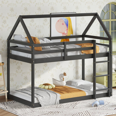 Lit superposé simple au-dessus de simple en bois d'hévéa, avec échelle et garde-corps